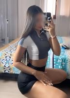 644532798: Chica busca chico en Barcelona