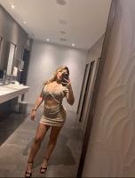 663710839: Chica busca chico en Madrid