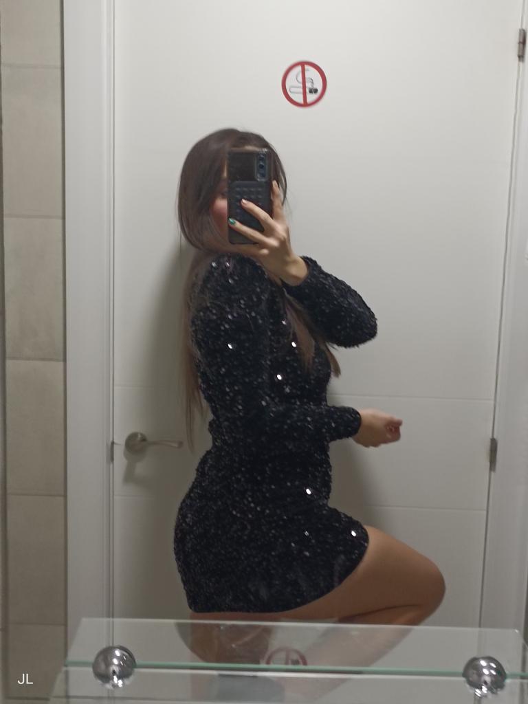 640253590: Chica busca chico en Navarra