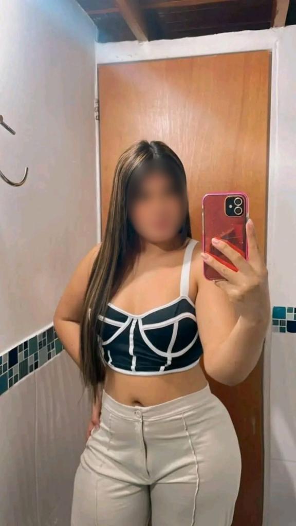 614435108: Chica busca chico en Cádiz