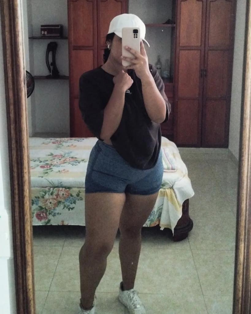 Chica busca chico en Granada: 