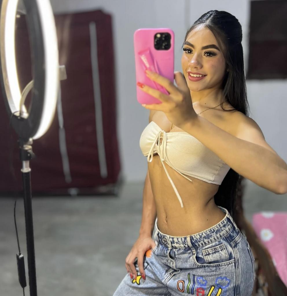 Chica busca chico en La Coruña: 