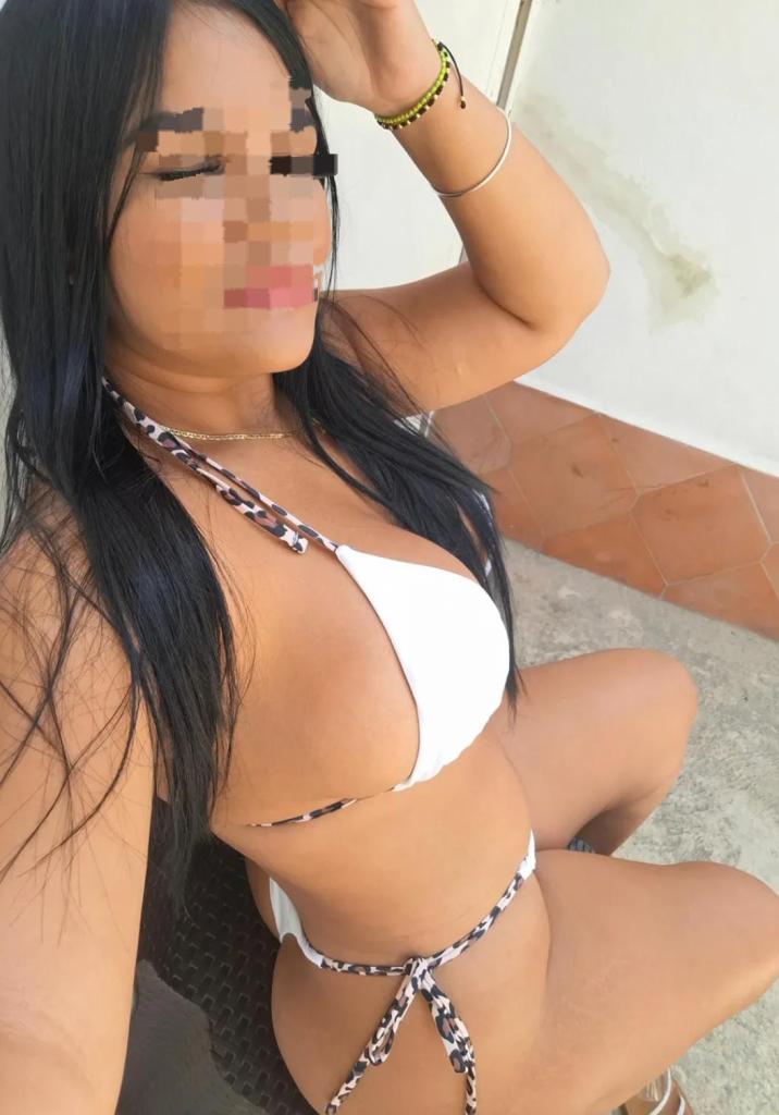Chica busca chico en Granada: 