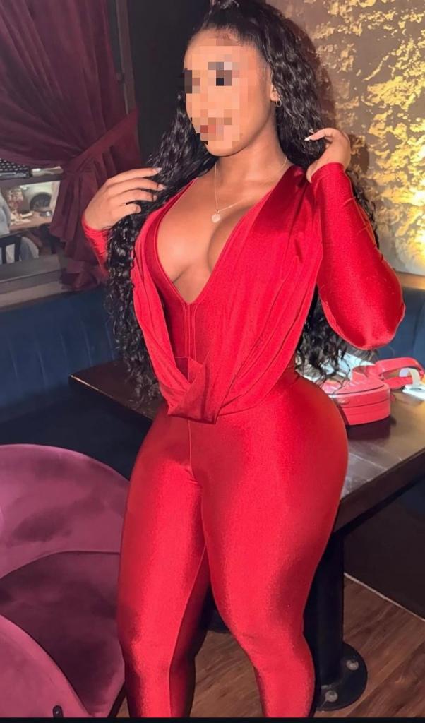 Chica busca chico en Murcia: 