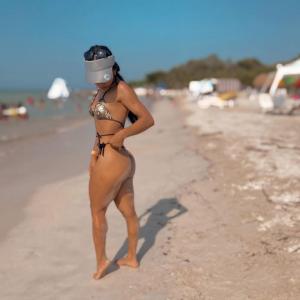 613558467: Chica busca chico en Alicante