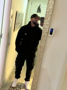 632882934: Chico busca chica en Madrid