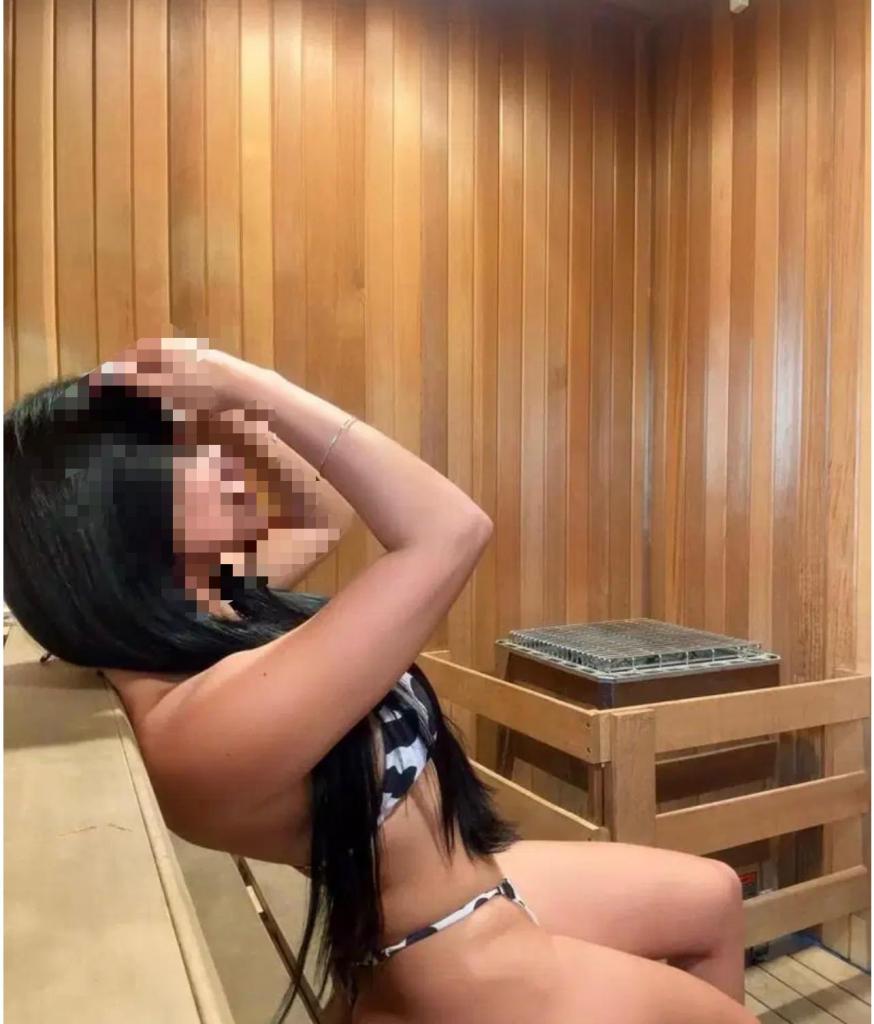 Chica busca chico en Tenerife: 