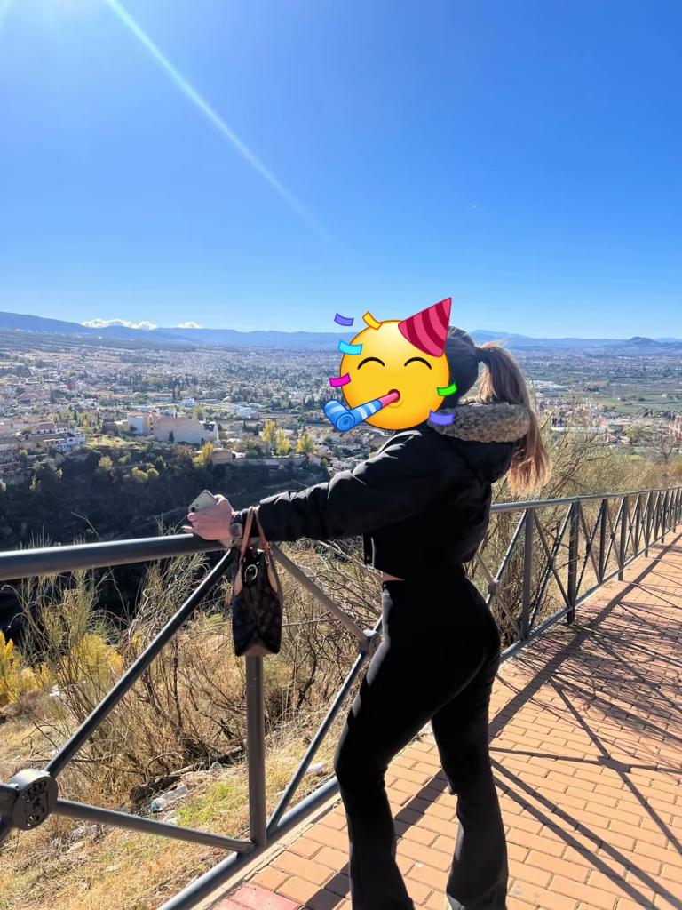 Chica busca chico en Almería: 