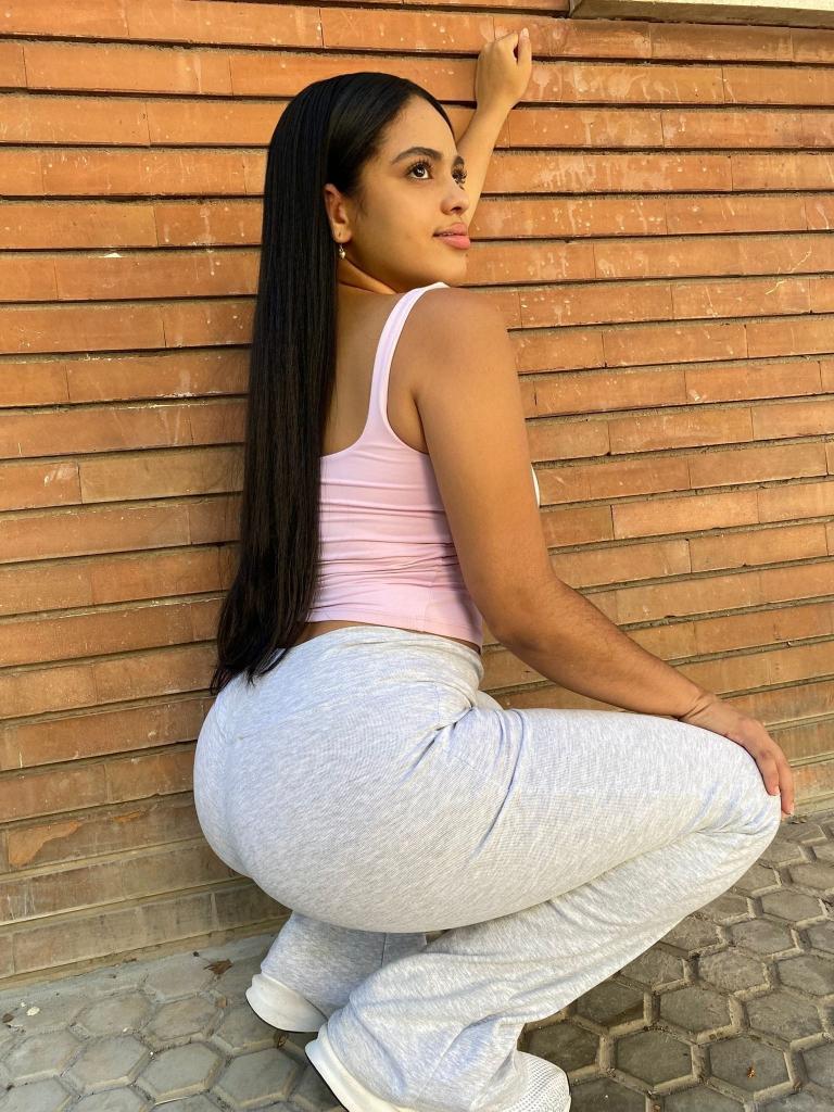 602492015: Chica busca chico en Sevilla