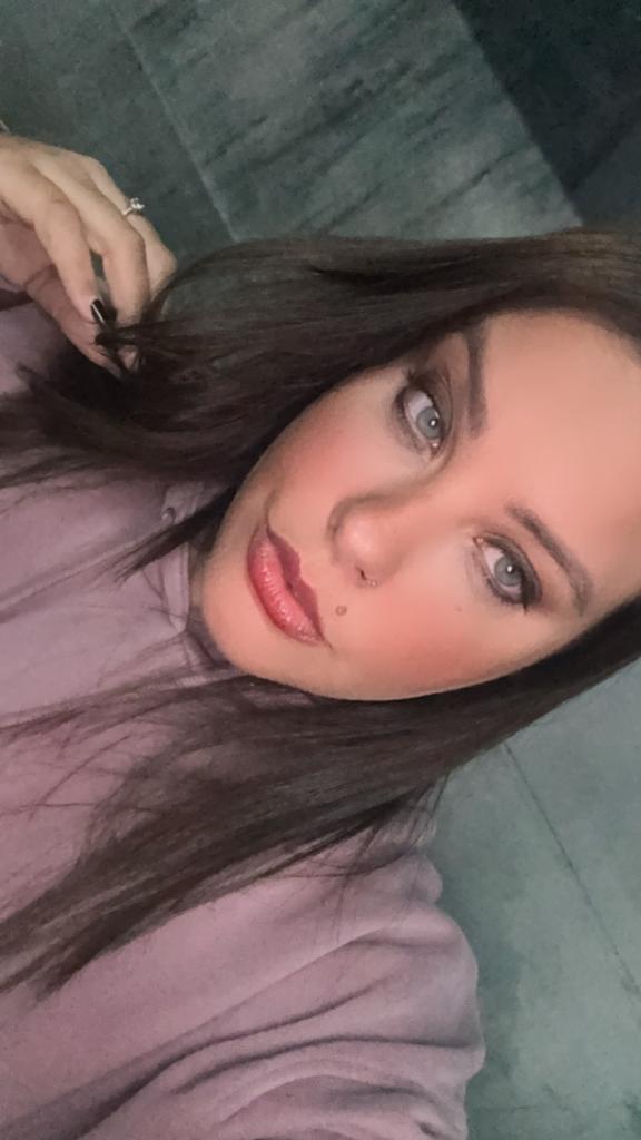 Chica busca chico en Cádiz: 