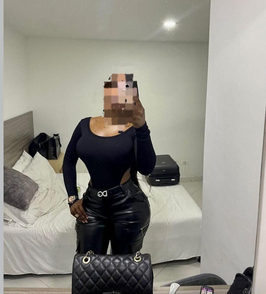 Chica busca chico en Sevilla: 