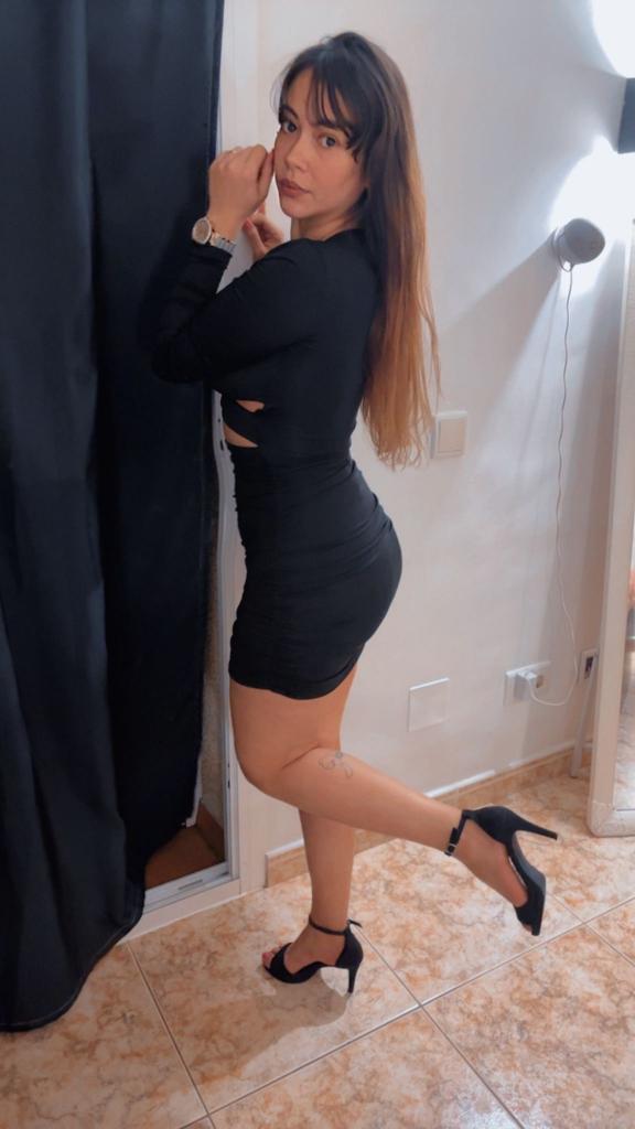 Chica busca chico en Ibiza: 