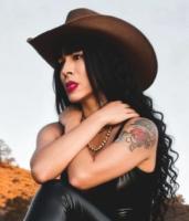 671364530: Transexual en Gerona