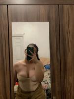 614602545: Chica busca chico en Málaga