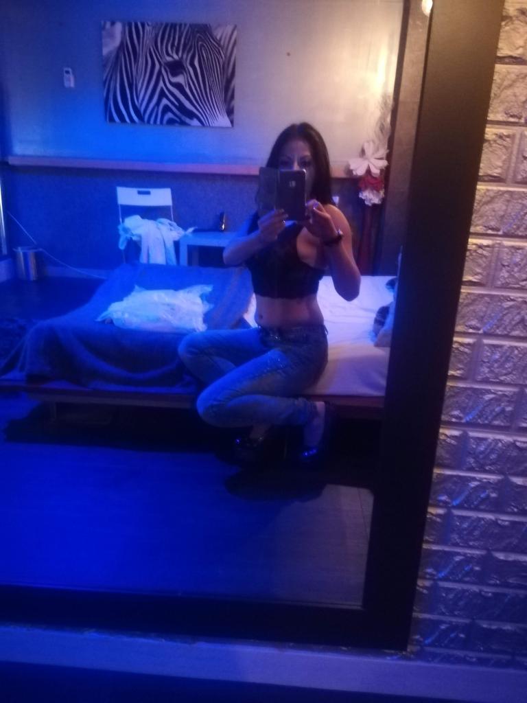 Chica busca chico en Barcelona: 