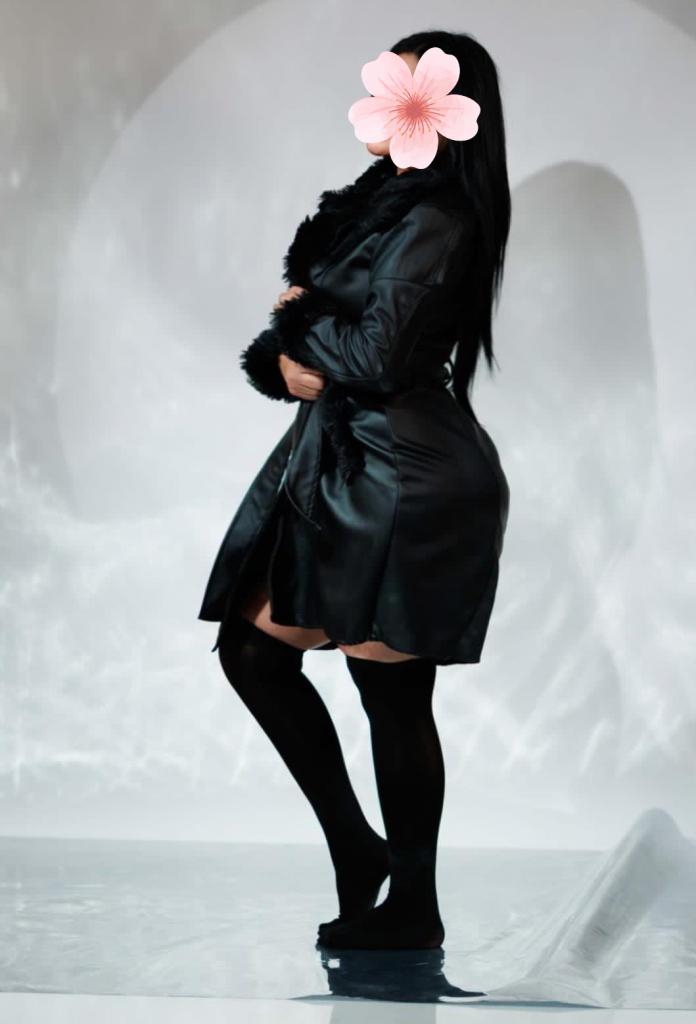 675939471: Chica busca chico en Cádiz