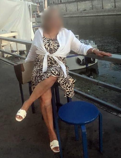 614937871: Chica busca chico en Lérida