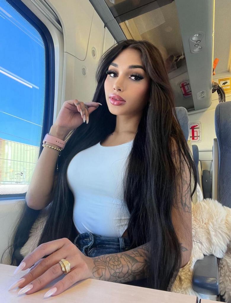 622122749: Transexual en Barcelona