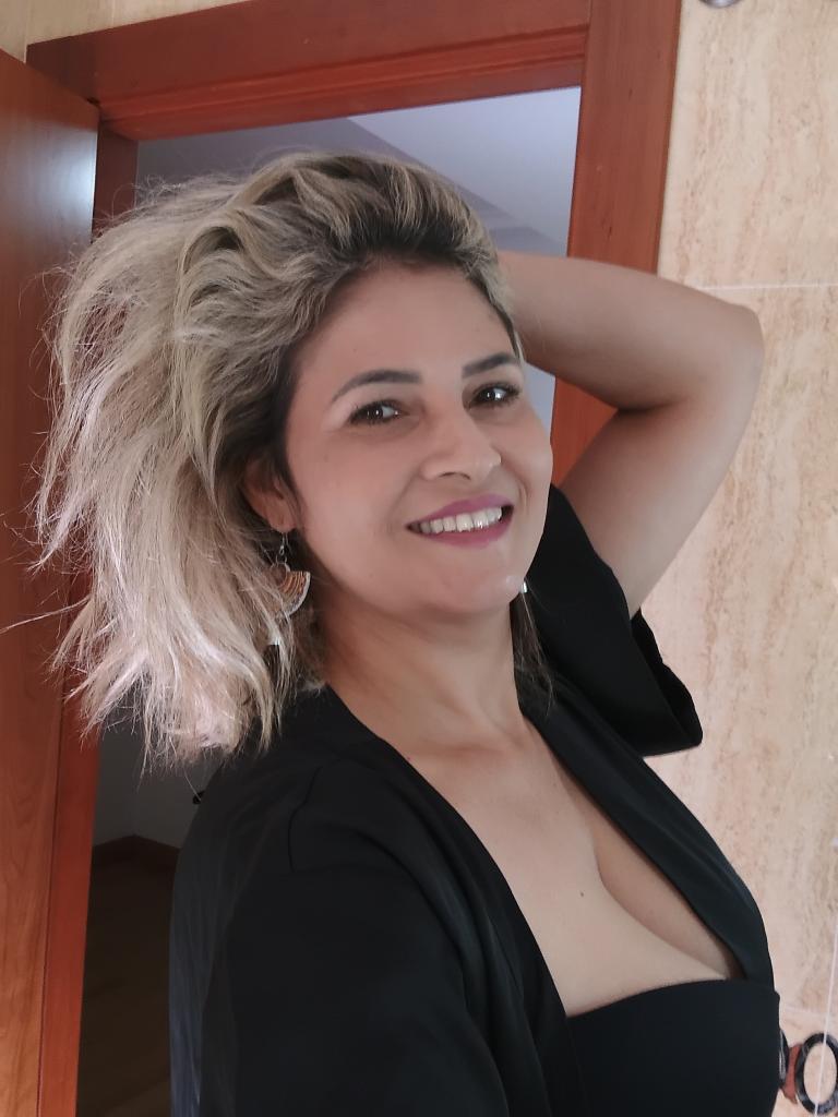 Chica busca chico en Asturias: 