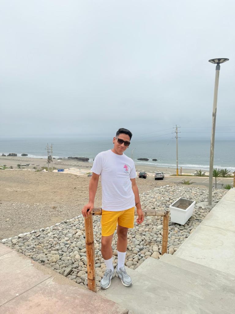 Chico busca chica en Cádiz: 