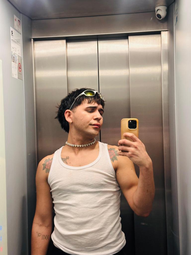 Chico busca chica en Cádiz: 