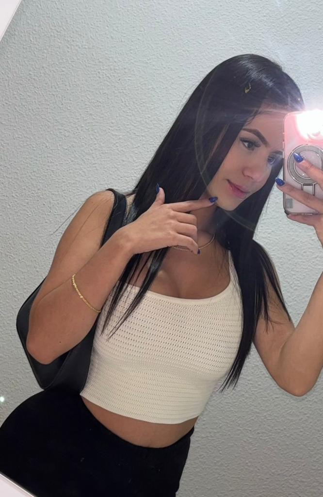 Chica busca chico en Granada: 