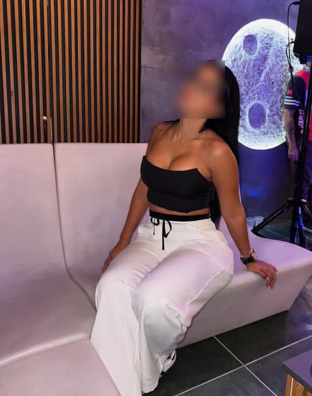 633413428: Chica busca chico en Álava