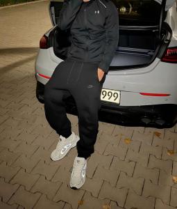 614473358: Chico busca chica en Madrid