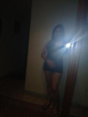 611621512: Chica busca chico en Huesca