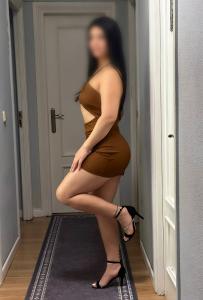 608980583: Chica busca chico en Madrid