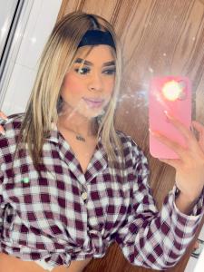 642064564: Chica busca chico en Madrid