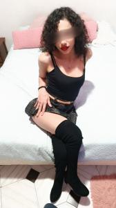 633917228: Chica busca chico en Madrid