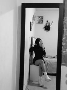 633691368: Chica busca chico en Sevilla