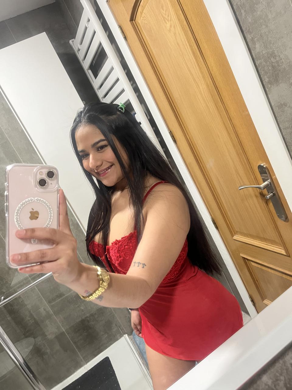 662585390: Chica busca chico en Murcia