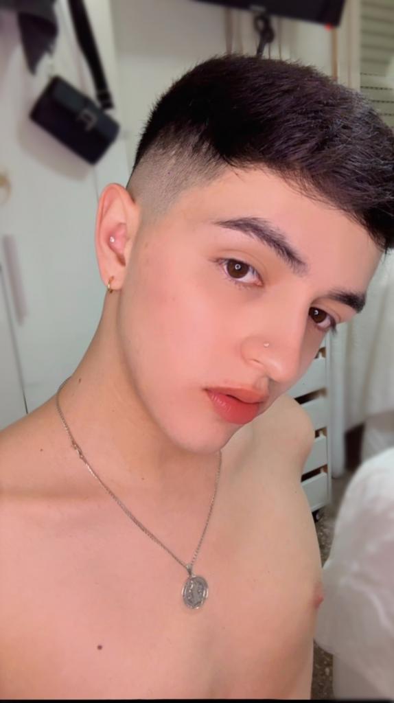 Chico busca chica en Barcelona: Chico busca chica