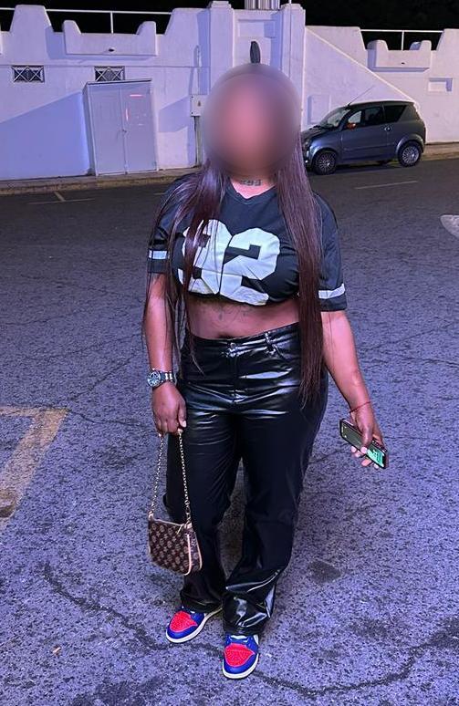 Chica busca chico en Alicante: 