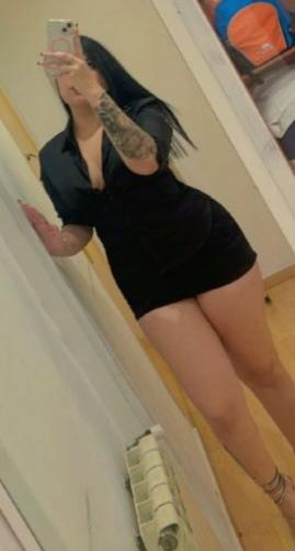 613609525: Chica busca chico en Málaga