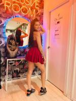 647315397: Chica busca chico en Madrid