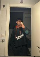 617679212: Chico busca chica en Cádiz