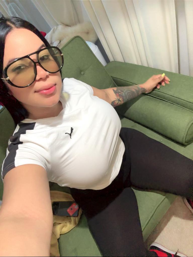 Chica busca chico en Sevilla: 