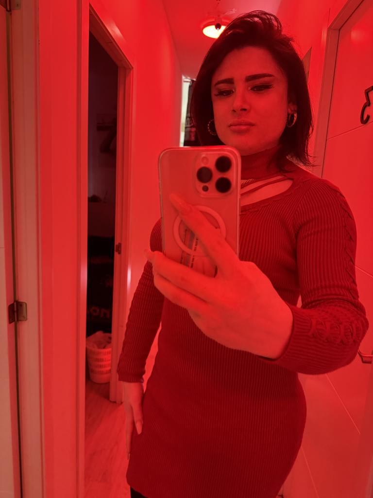 614418904: Transexual en Valencia