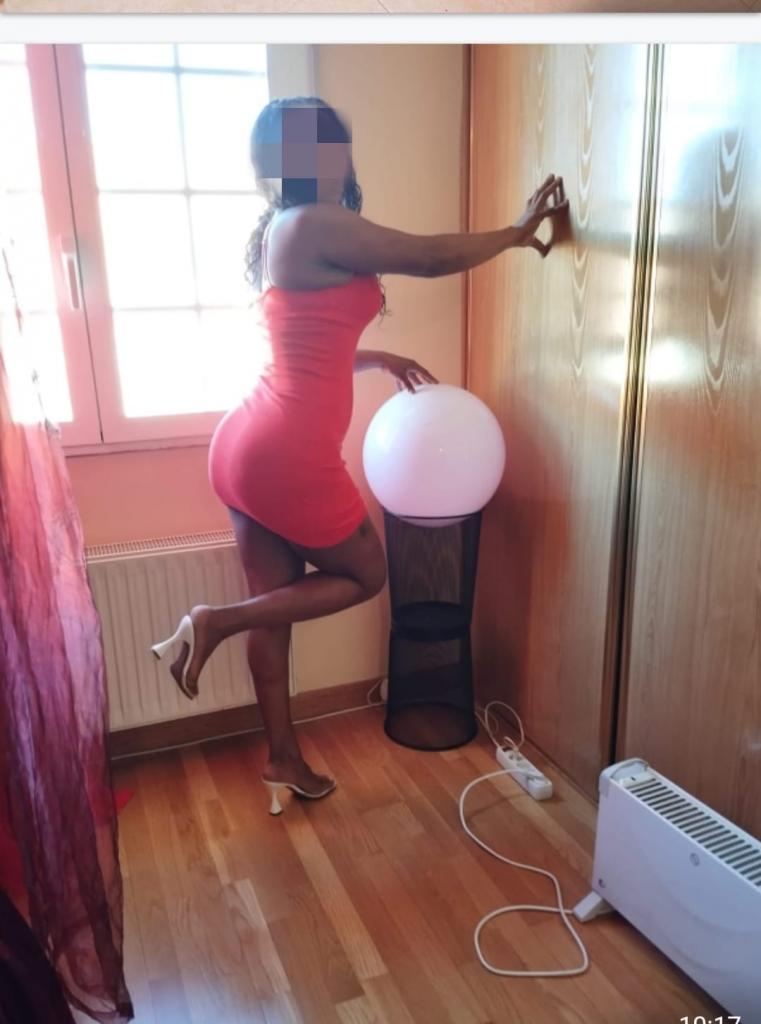 Chica busca chico en Asturias: 