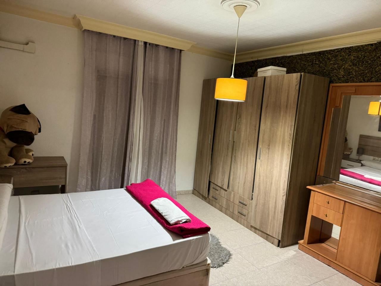 Chica busca chico en Huelva: 