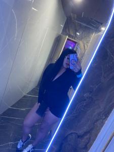 691826843: Chica busca chico en Valencia