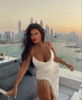 604491839: Chica busca chico en Barcelona