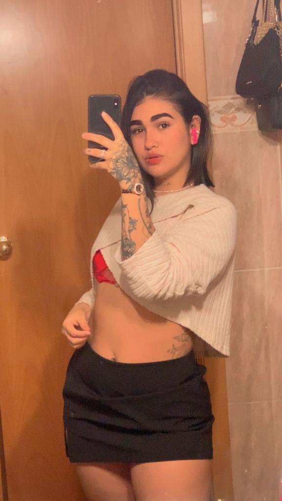 Chica busca chico en Almería: 