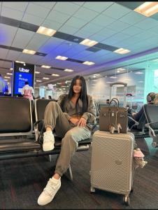 Chica busca chico en Almería: 