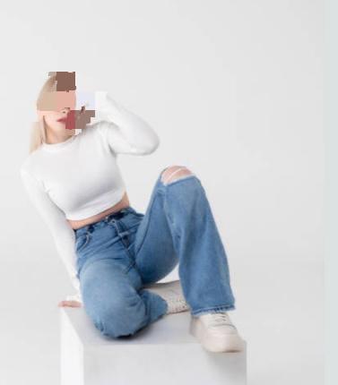 633508042: Chica busca chico en Barcelona