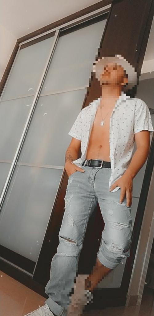 643778007: Chico busca chica en Huelva