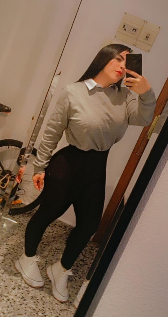 647789924: Chica busca chico en Zaragoza
